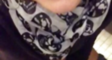 phim sex chị kế Một người bạn của cặp vợ chồng coi phim sex cấp 3 đã cho người hàng xóm blo.