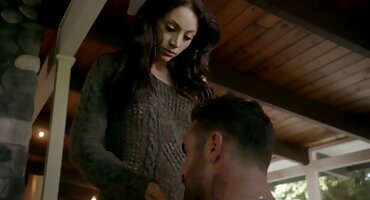 sex vợ chồng mới cưới Brunette liếm lồn gái xinh d khiêu dâm Giuliagold cho một người lạ trong phòng.